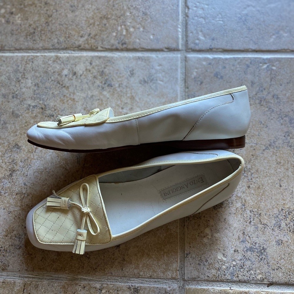 Enzo Angiolini - Woman’s cream color patent leather loafers, Size: 8